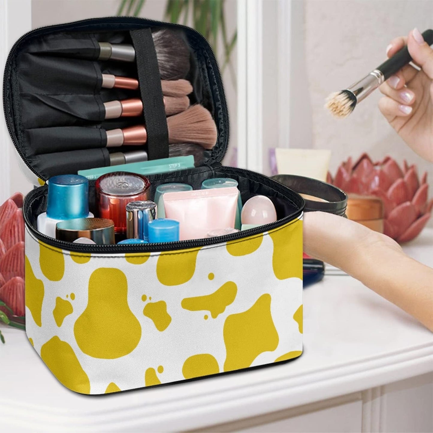 Horeset Yellow Cow Print Women's Makeup Bag Travel Portable Bag with Handle High-Capacity Shoulder Bag with Inside Pocket