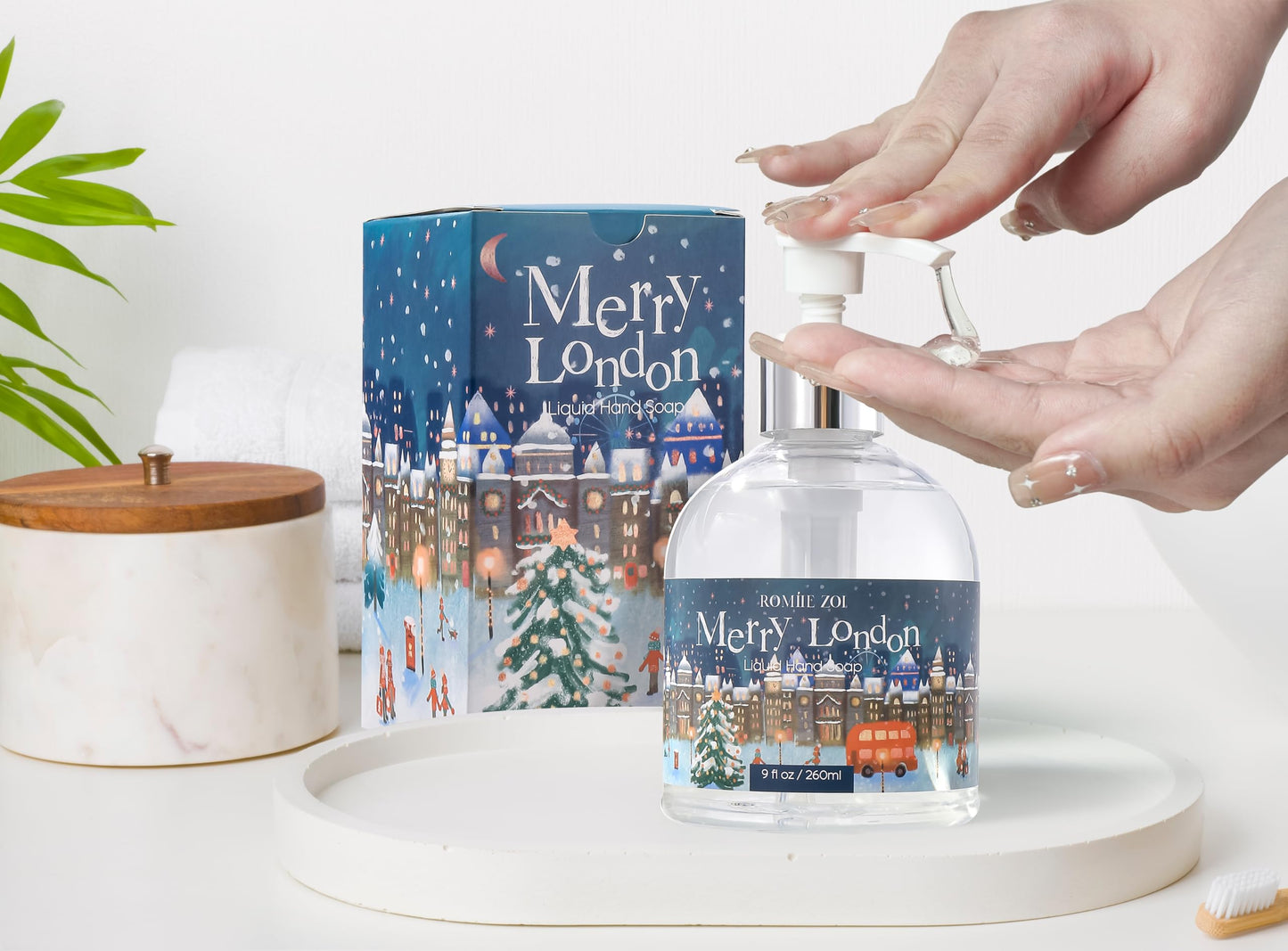 ROMIIE ZOI Christmas Liquid Hand Soap with Gift Box - Merry London, Infused with Cedar & Juniper Aroma - 260ml/ 9 fl.oz（Pack of 3）