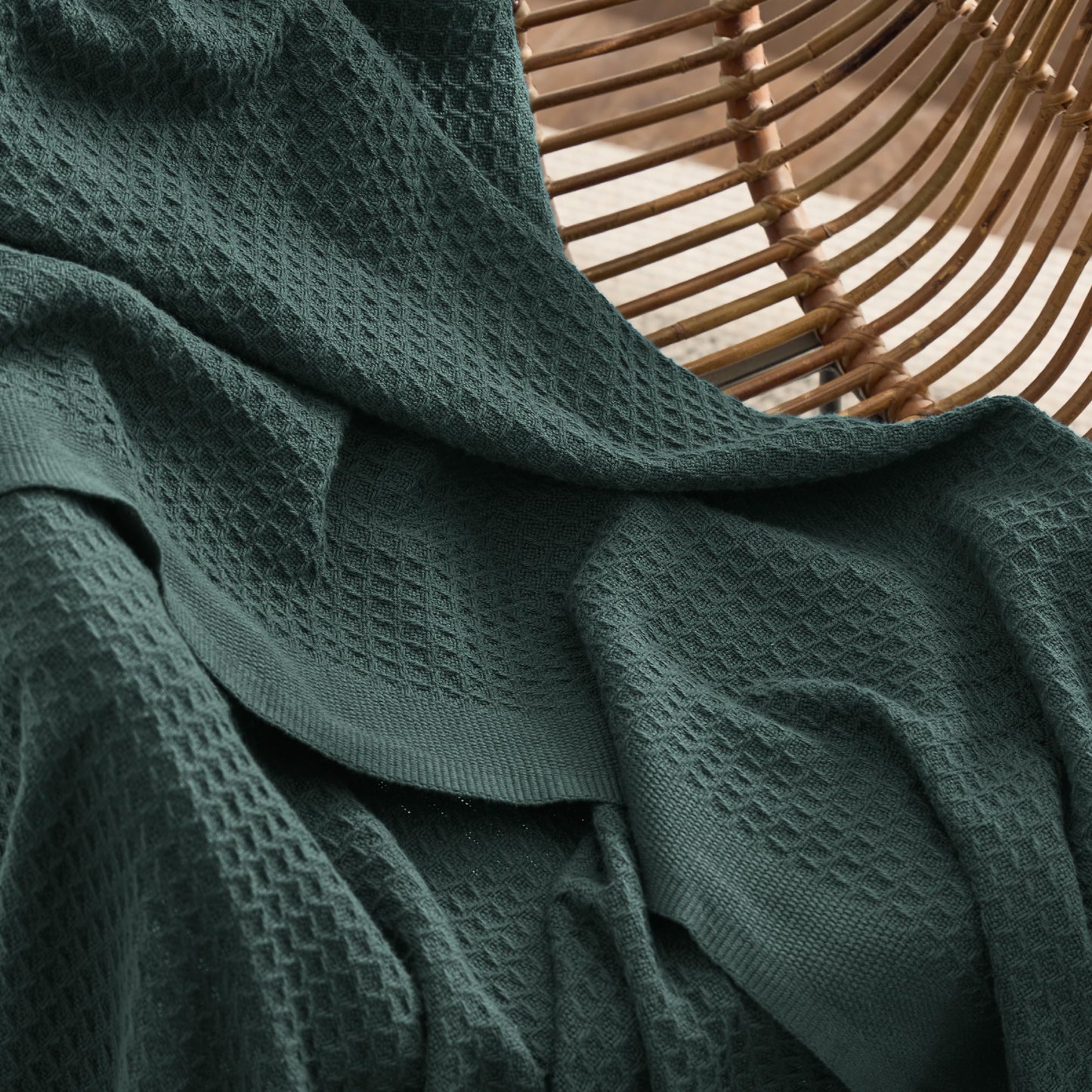 Bedsure 100% Cotton Blankets Queen Size for Bed - Waffle Weave Blankets for Summer, Lightweight and Breathable Soft Woven Blankets for Spring, Dark Green, 90x90 Inches