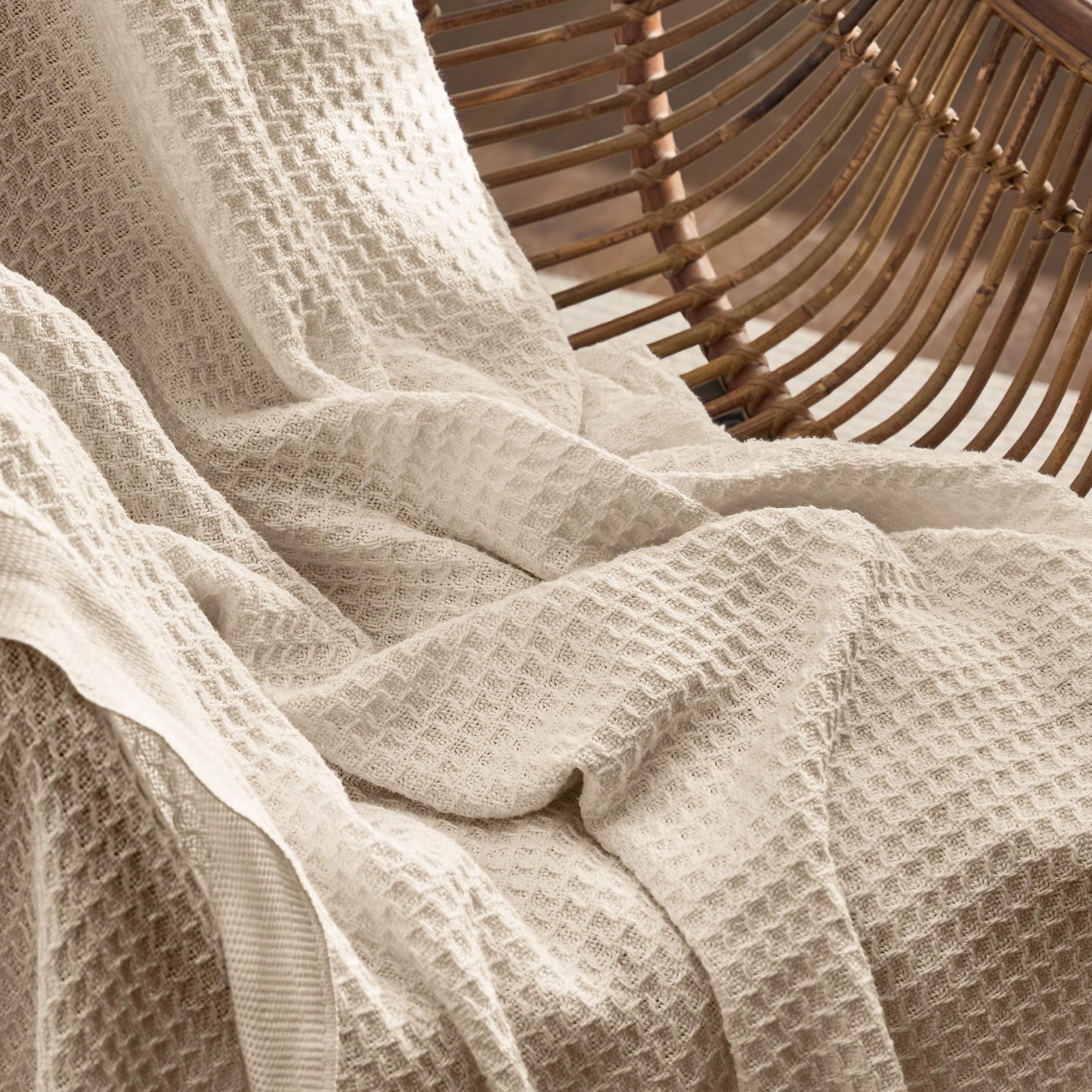 Bedsure 100% Cotton Blankets Twin XL Size for Bed - Waffle Weave Blankets for Summer, Lightweight and Breathable Soft Woven Blankets for Spring, Beige, 66x90 inches