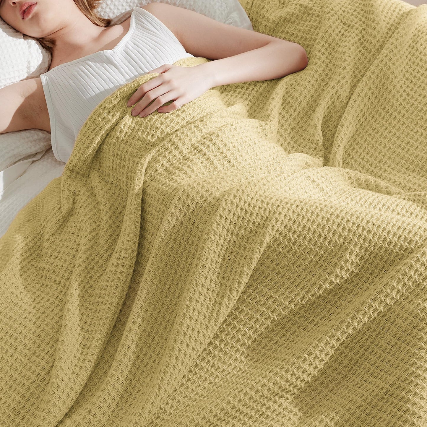 Bedsure 100% Cotton Large Throw Blankets for Couch - Waffle Weave Straw Yellow Throw Blankets for Bed, Lightweight and Soft Spring Throw Blankets for Office, 50x70 inches